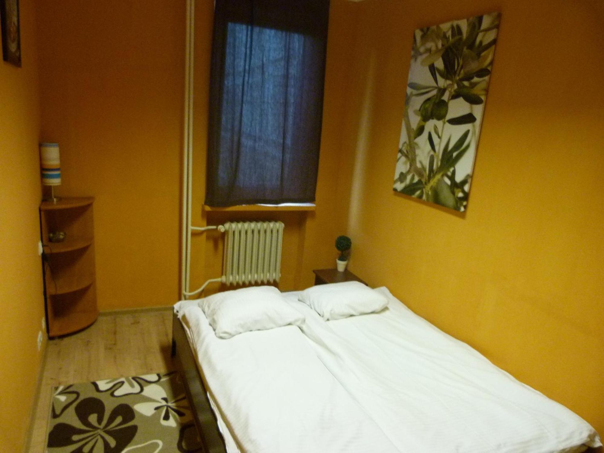 Хостел Jasna Hostelik Self Check-in Варшава